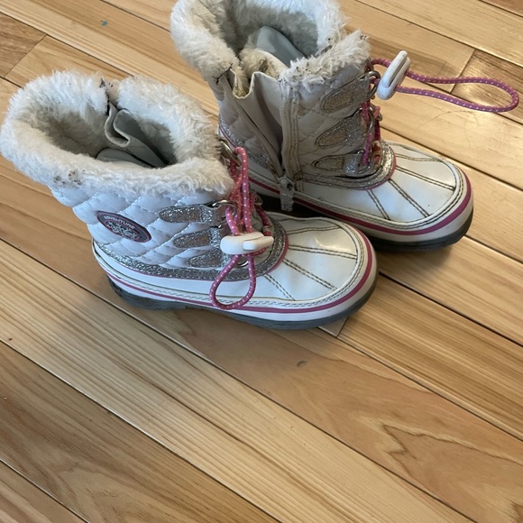 TOTES adventure gear snow boots - Picture 2 of 3